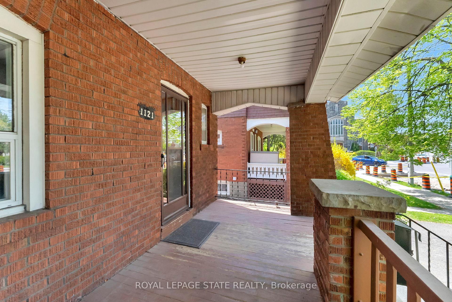 Photo 5 of 1121 King Street W, Hamilton, Westdale — HOMEH