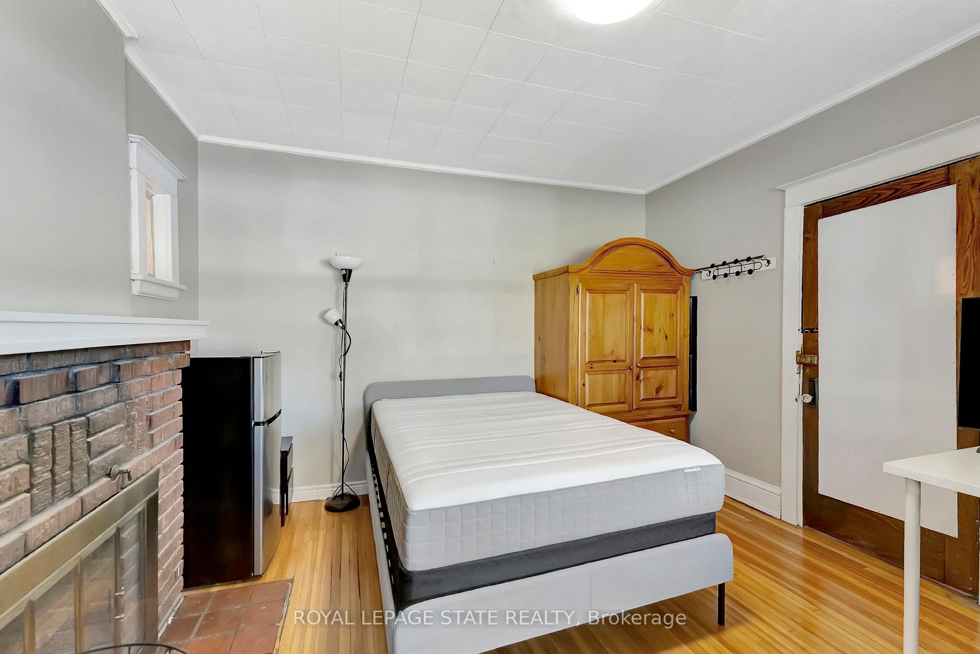 Photo 9 of 1121 King Street W, Hamilton, Westdale — HOMEH