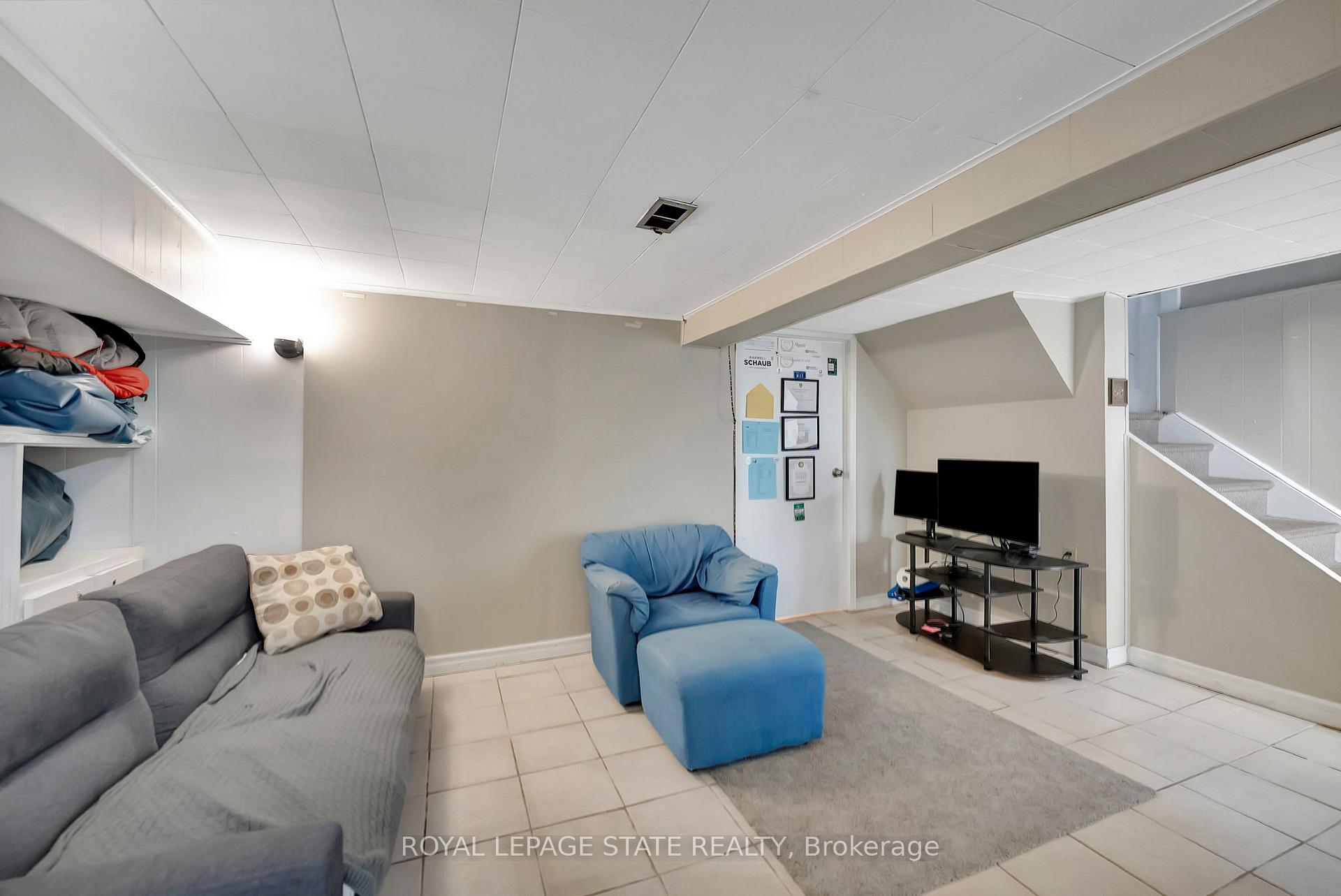 Photo 16 of 1121 King Street W, Hamilton, Westdale — HOMEH