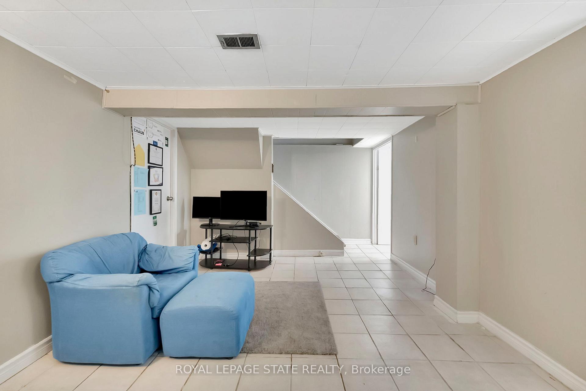 Photo 15 of 1121 King Street W, Hamilton, Westdale — HOMEH