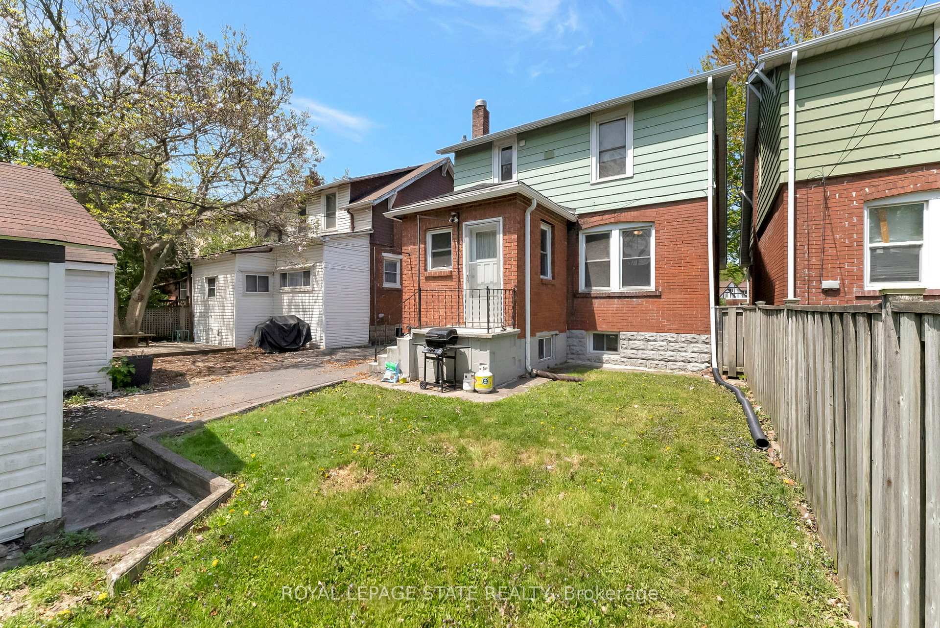 Photo 24 of 1121 King Street W, Hamilton, Westdale — HOMEH
