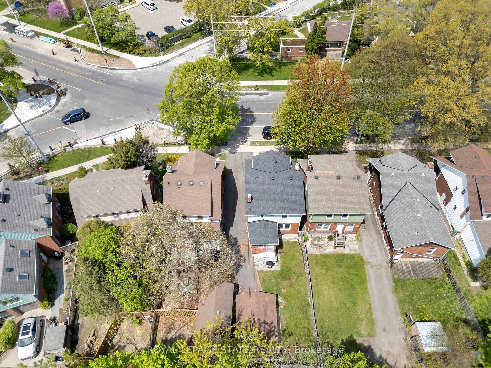 Photo 25 of 1121 King Street W, Hamilton, Westdale — HOMEH