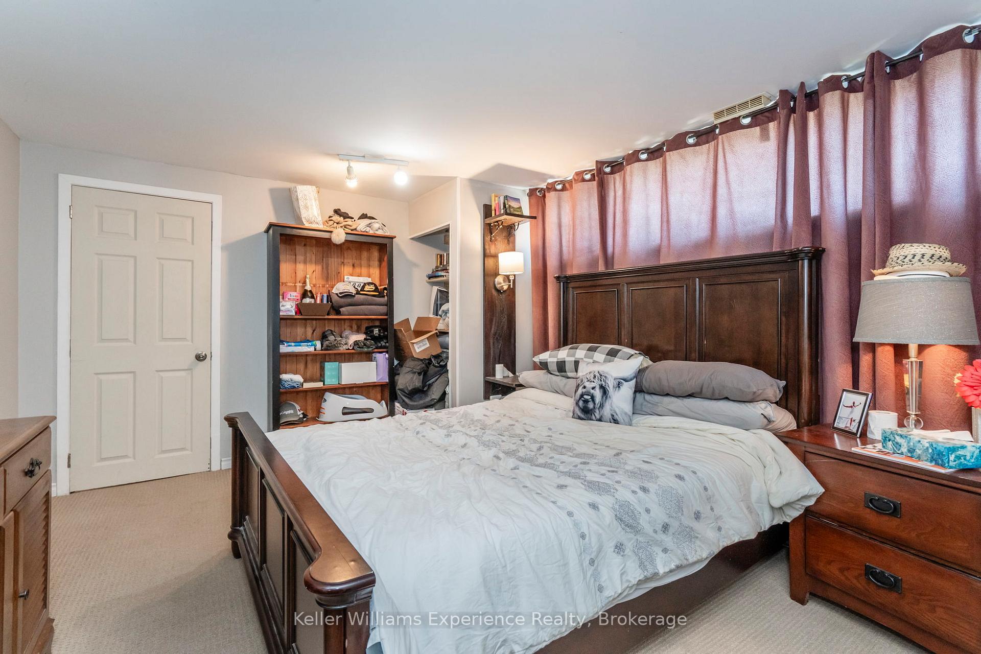 Photo 18 of 954 Hugel Avenue, Midland — HOMEH