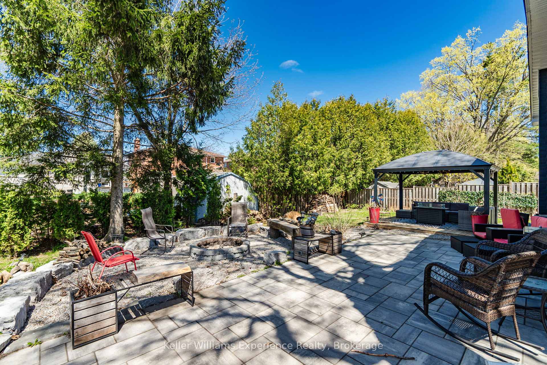 Photo 33 of 954 Hugel Avenue, Midland — HOMEH