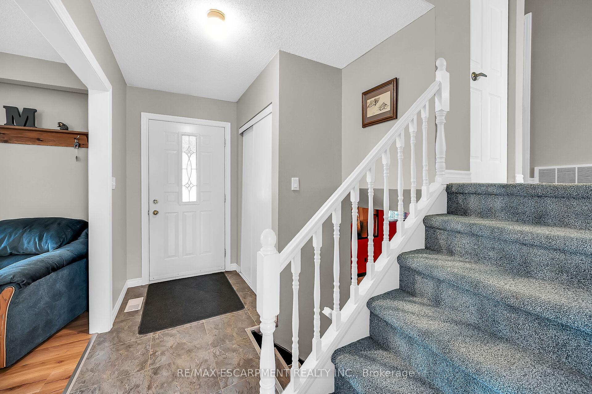 Photo 16 of 16 Hewitt Drive, Haldimand — HOMEH