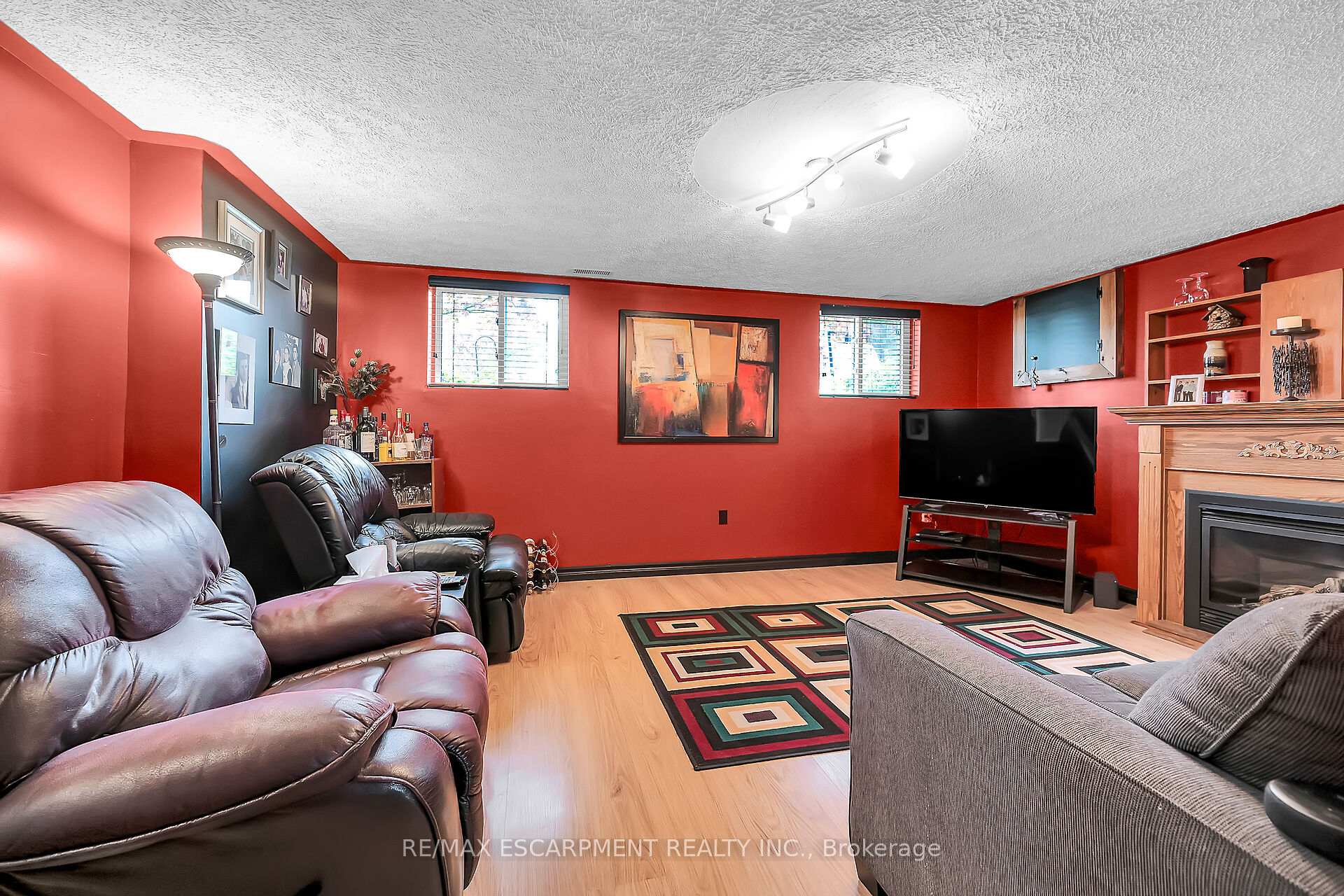 Photo 30 of 16 Hewitt Drive, Haldimand — HOMEH