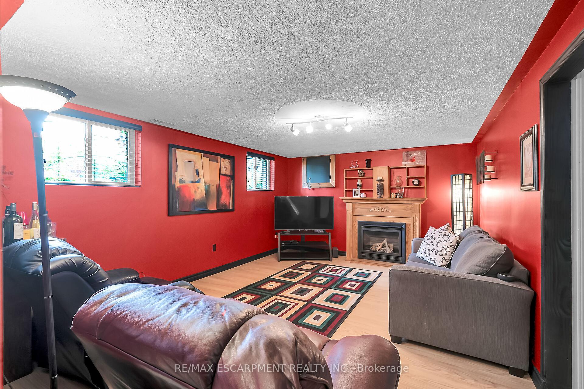 Photo 29 of 16 Hewitt Drive, Haldimand — HOMEH