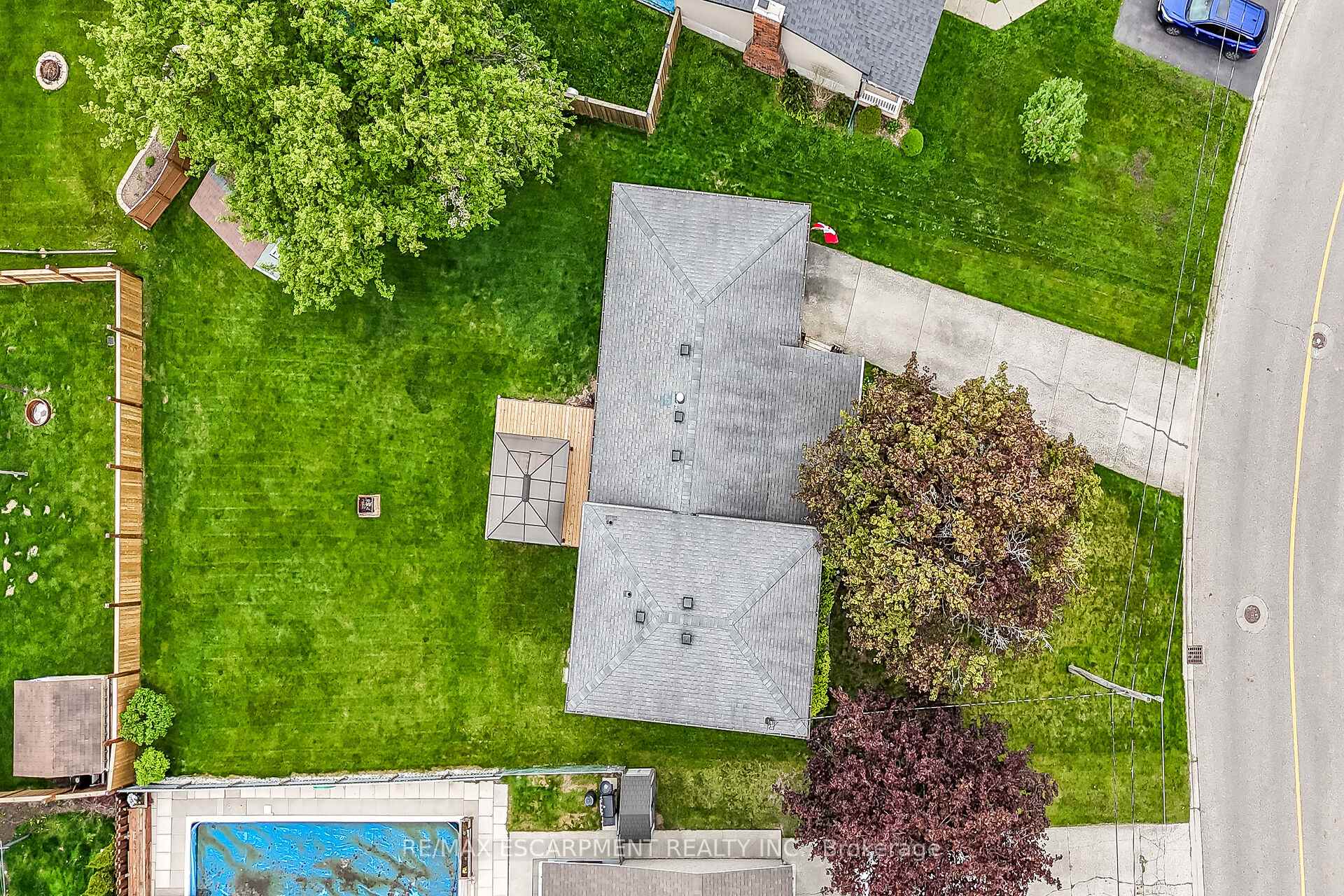 Photo 43 of 16 Hewitt Drive, Haldimand — HOMEH