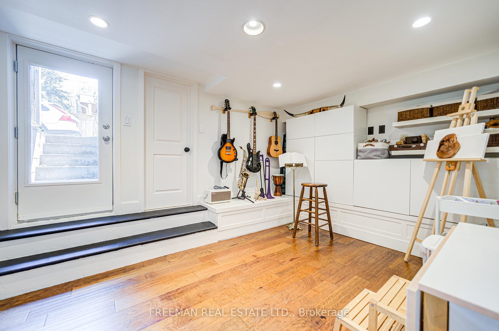 Photo 15 of 1 Andrews Avenue, Toronto, Trinity-Bellwoods — HOMEH