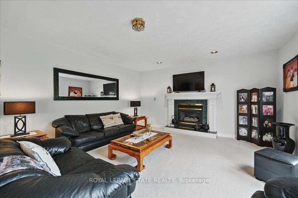 Photo 7 of 3 Knights Court, Hamilton, Lisgar — HOMEH