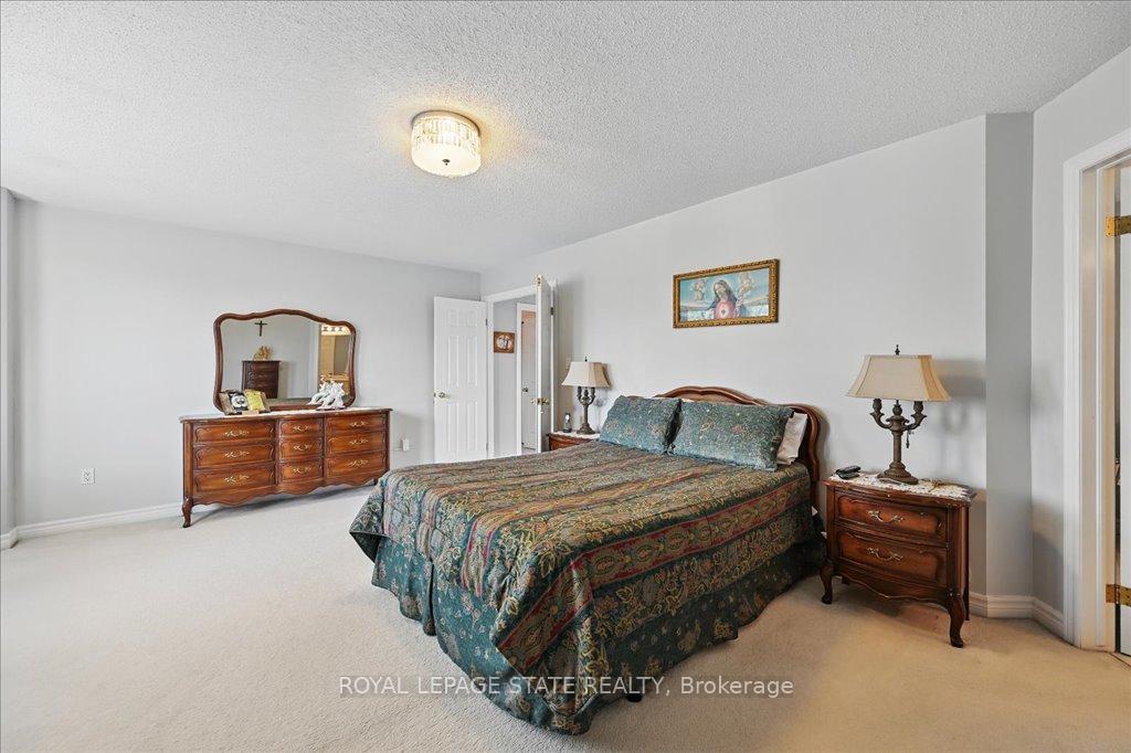Photo 32 of 3 Knights Court, Hamilton, Lisgar — HOMEH