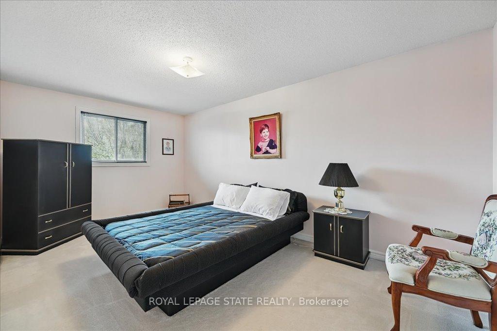 Photo 42 of 3 Knights Court, Hamilton, Lisgar — HOMEH
