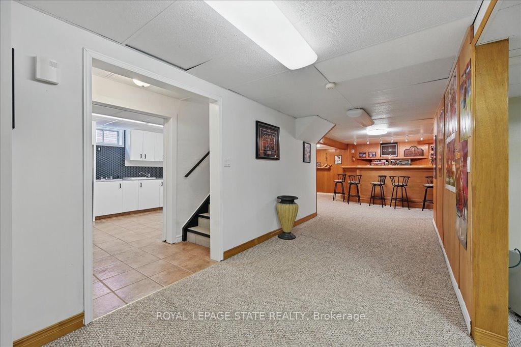 Photo 34 of 3 Knights Court, Hamilton, Lisgar — HOMEH