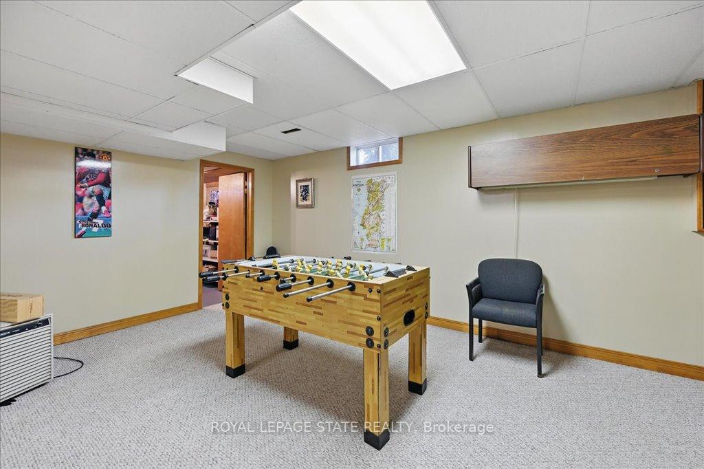 Photo 37 of 3 Knights Court, Hamilton, Lisgar — HOMEH