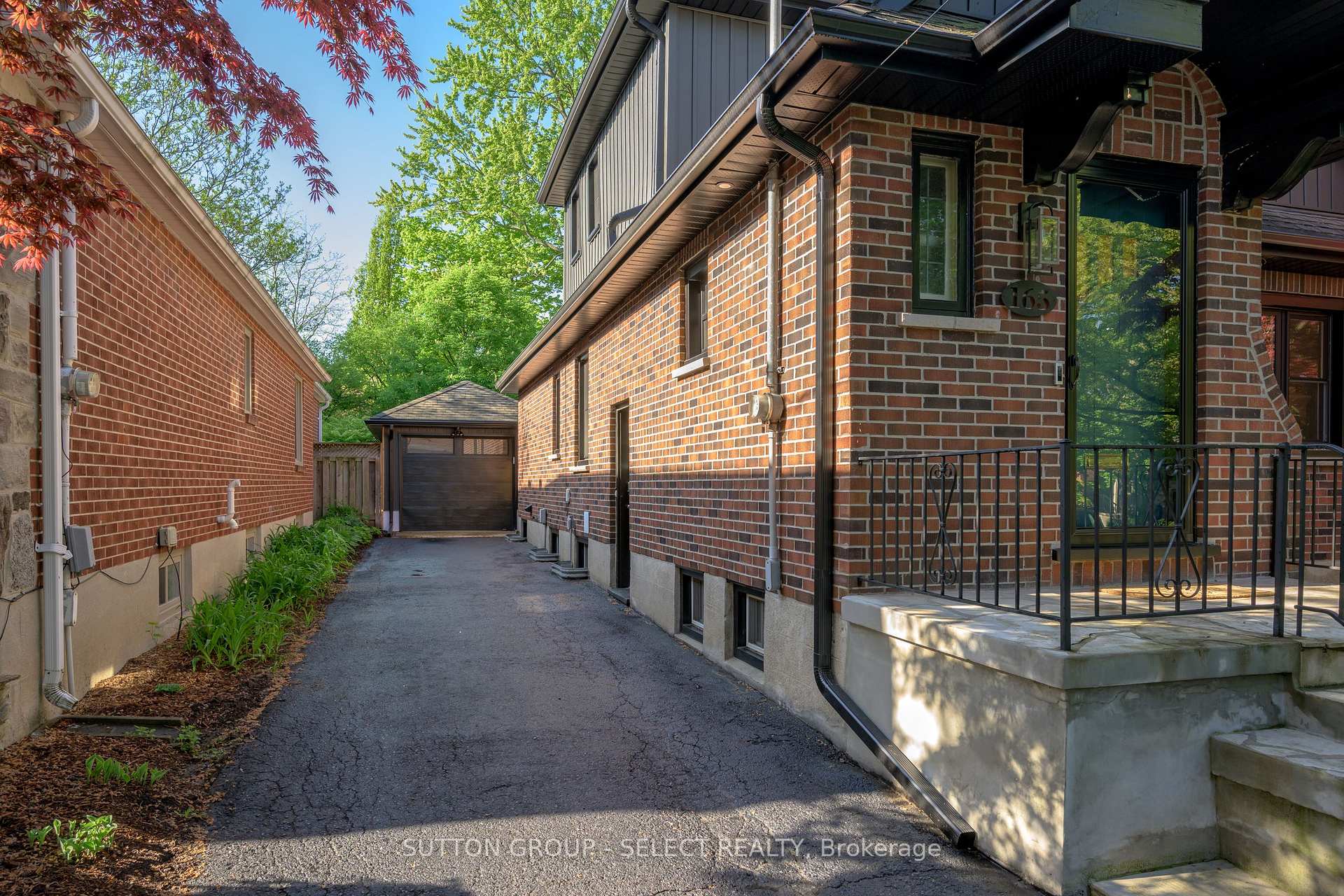 Photo 4 of 165 Devonshire Avenue, London, South G — HOMEH