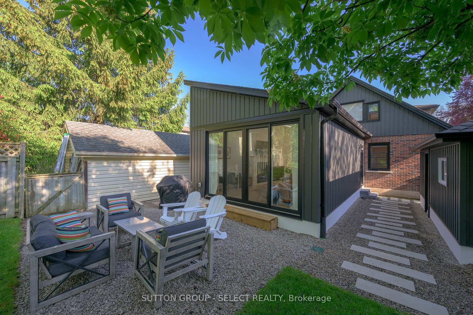 Photo 7 of 165 Devonshire Avenue, London, South G — HOMEH