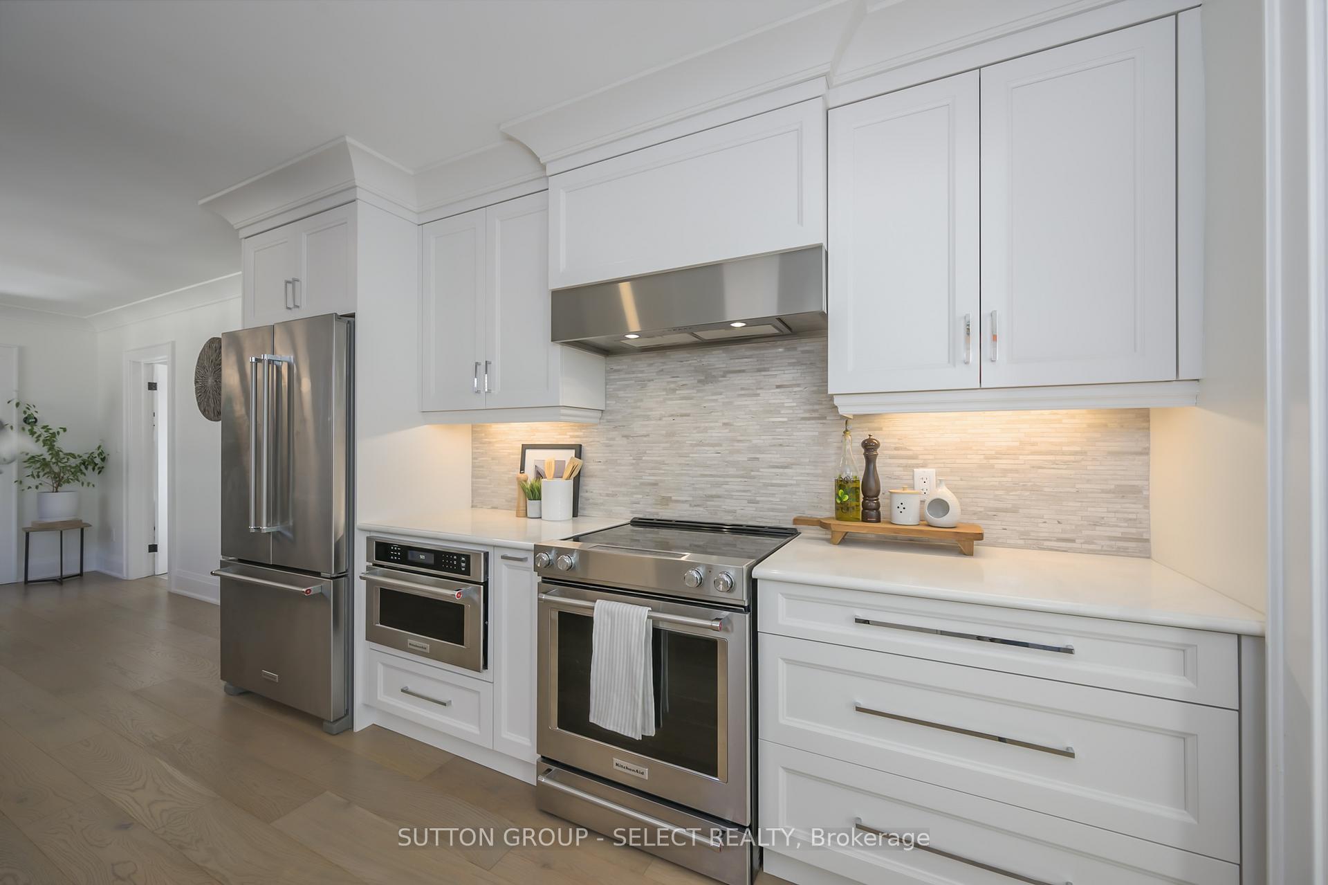 Photo 23 of 165 Devonshire Avenue, London, South G — HOMEH