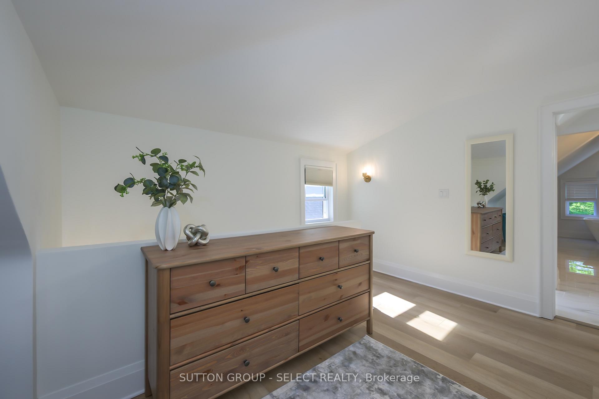 Photo 49 of 165 Devonshire Avenue, London, South G — HOMEH
