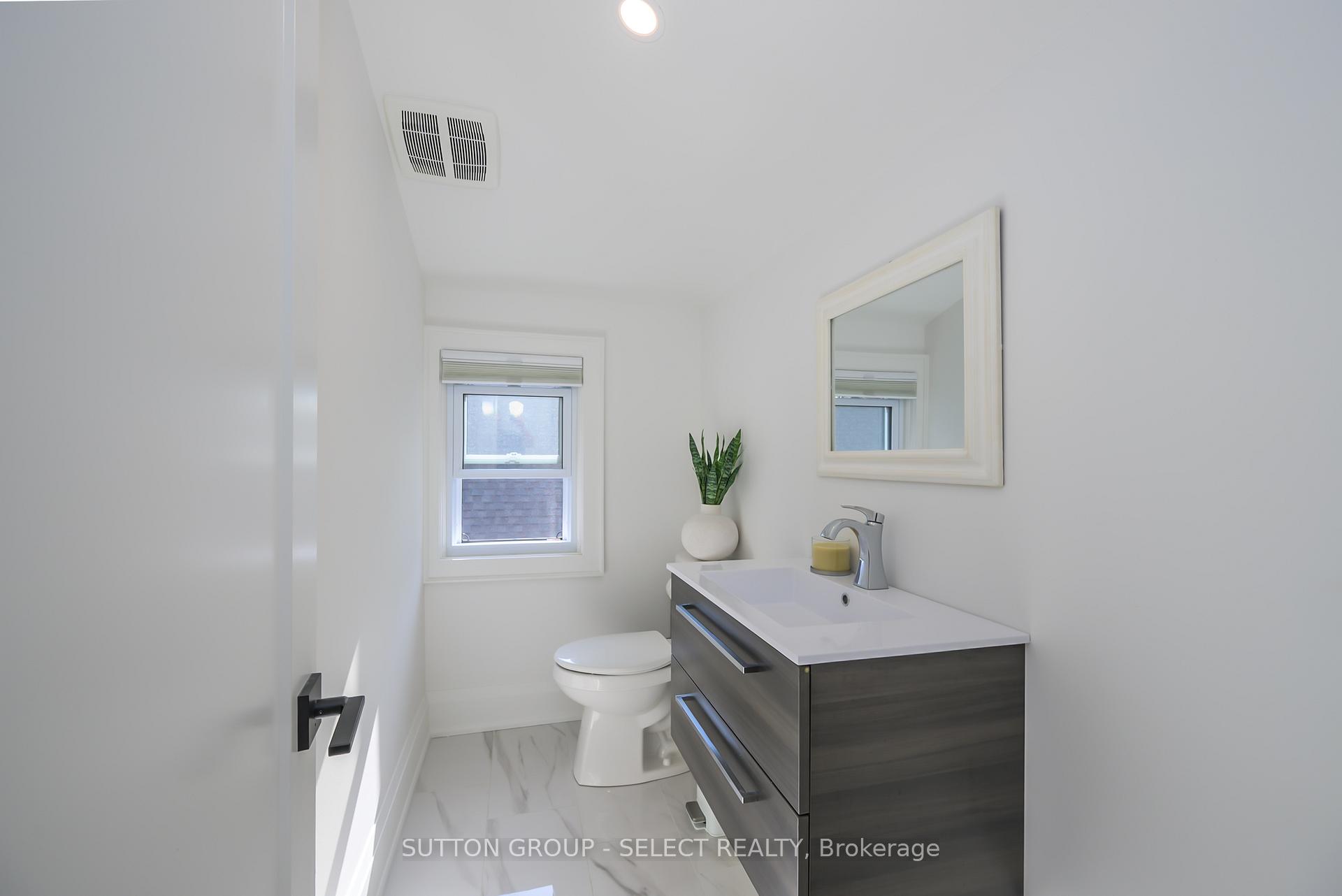 Photo 37 of 165 Devonshire Avenue, London, South G — HOMEH