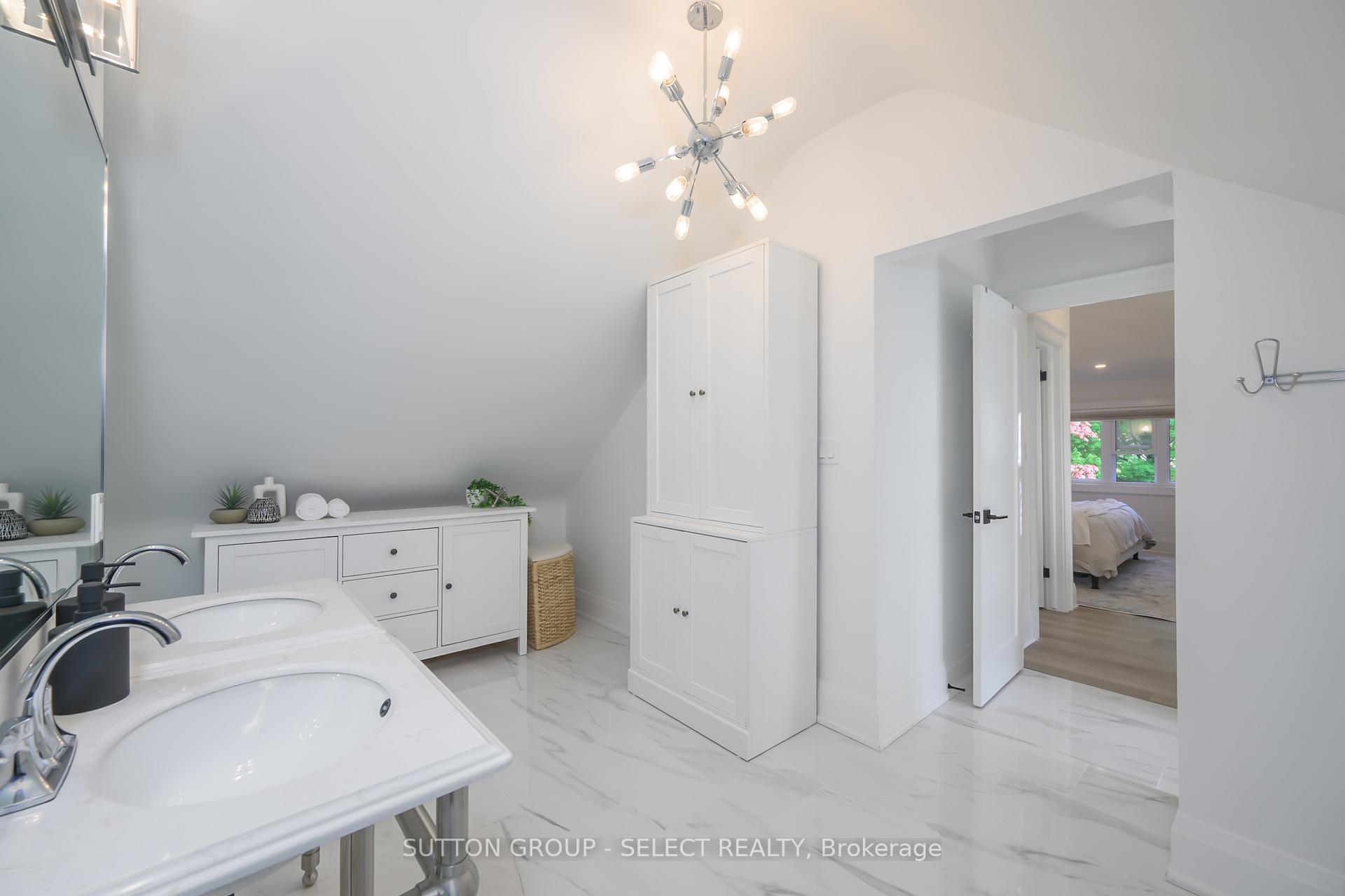 Photo 41 of 165 Devonshire Avenue, London, South G — HOMEH