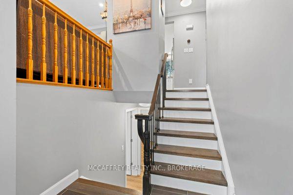 Photo 3 of 105 Dauphin Avenue, Kingston — HOMEH