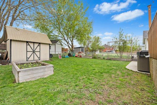 Photo 31 of 105 Dauphin Avenue, Kingston — HOMEH