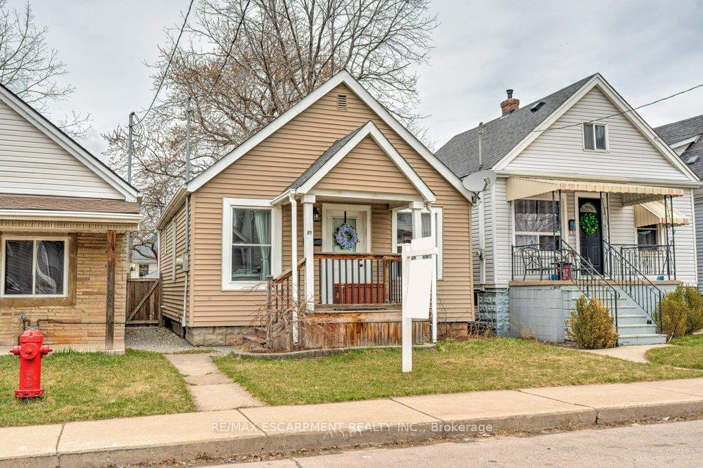 Photo 19 of 89 Albany Avenue, Hamilton, Homeside — HOMEH