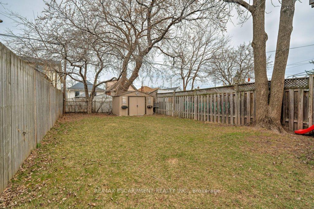Photo 21 of 89 Albany Avenue, Hamilton, Homeside — HOMEH