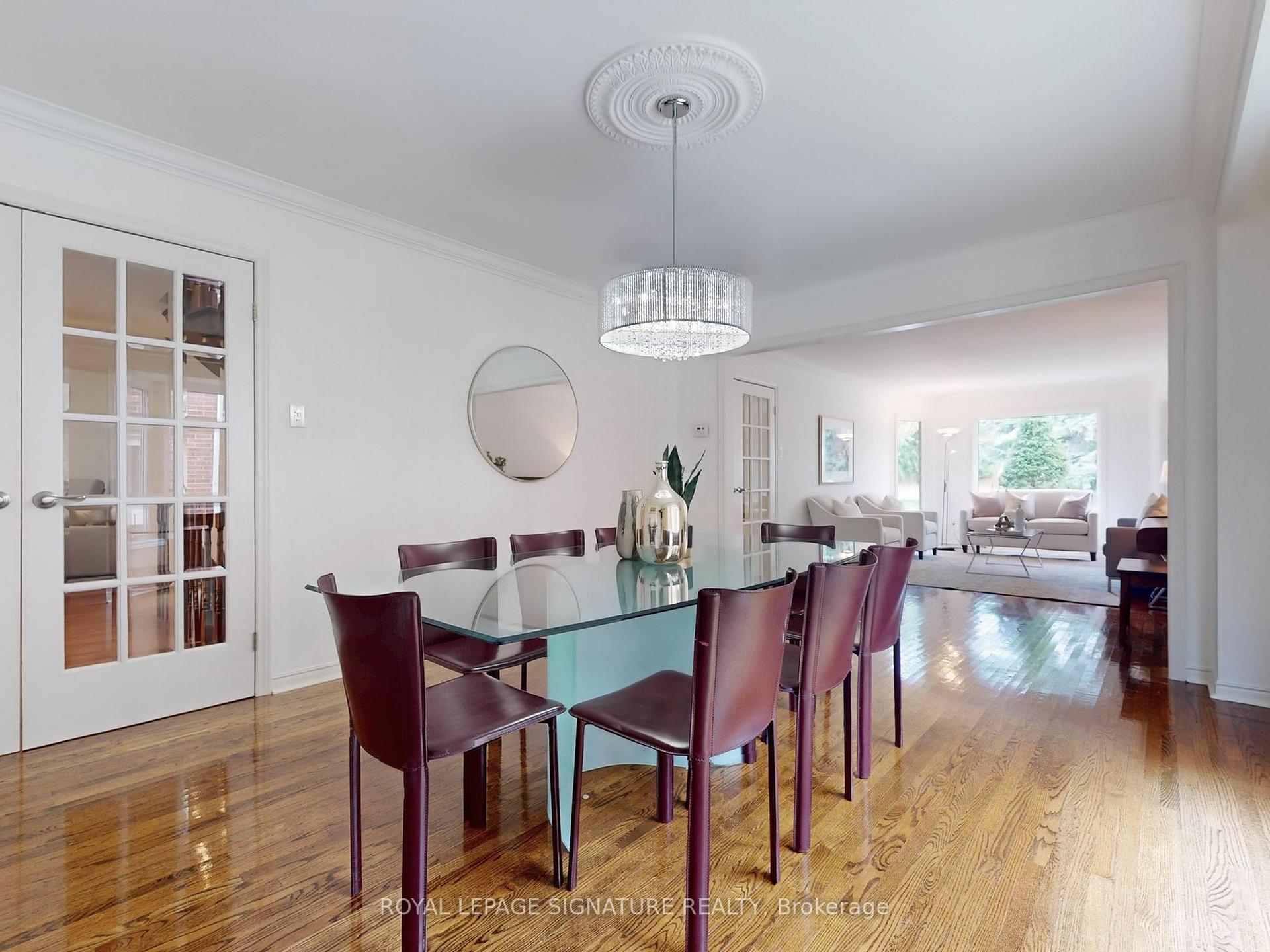 Photo 24 of 18 Prince Edward Boulevard, Markham, Thornlea — HOMEH