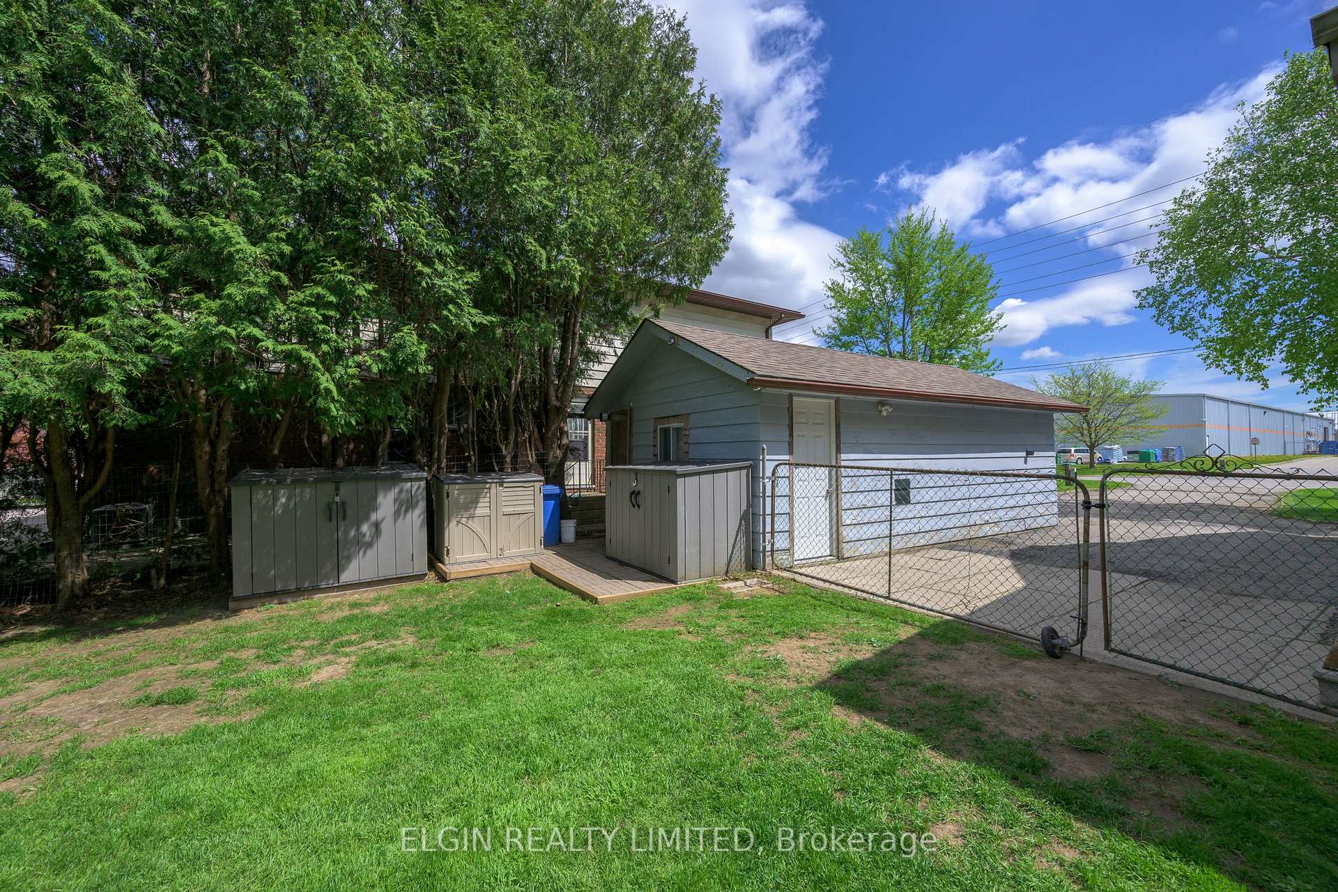 Photo 24 of 102 Edward Street, St. Thomas — HOMEH