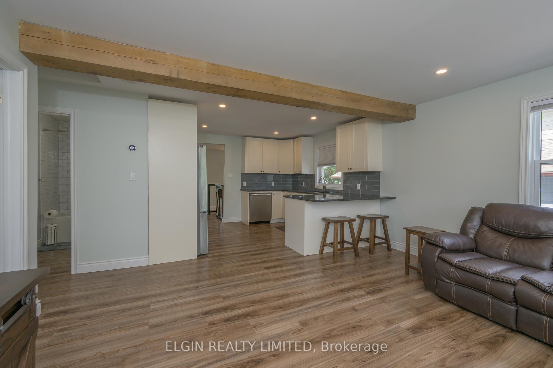 Photo 21 of 102 Edward Street, St. Thomas — HOMEH