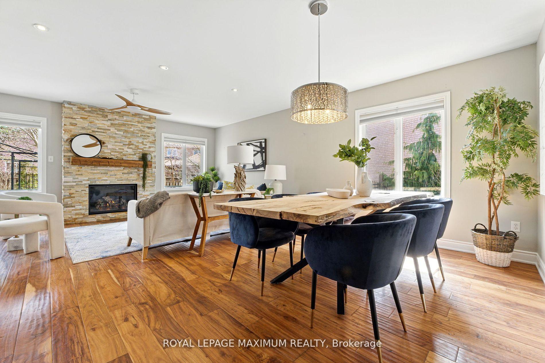 Photo 2 of 104 Lookout Point Court, Vaughan, West Woodbridge — HOMEH