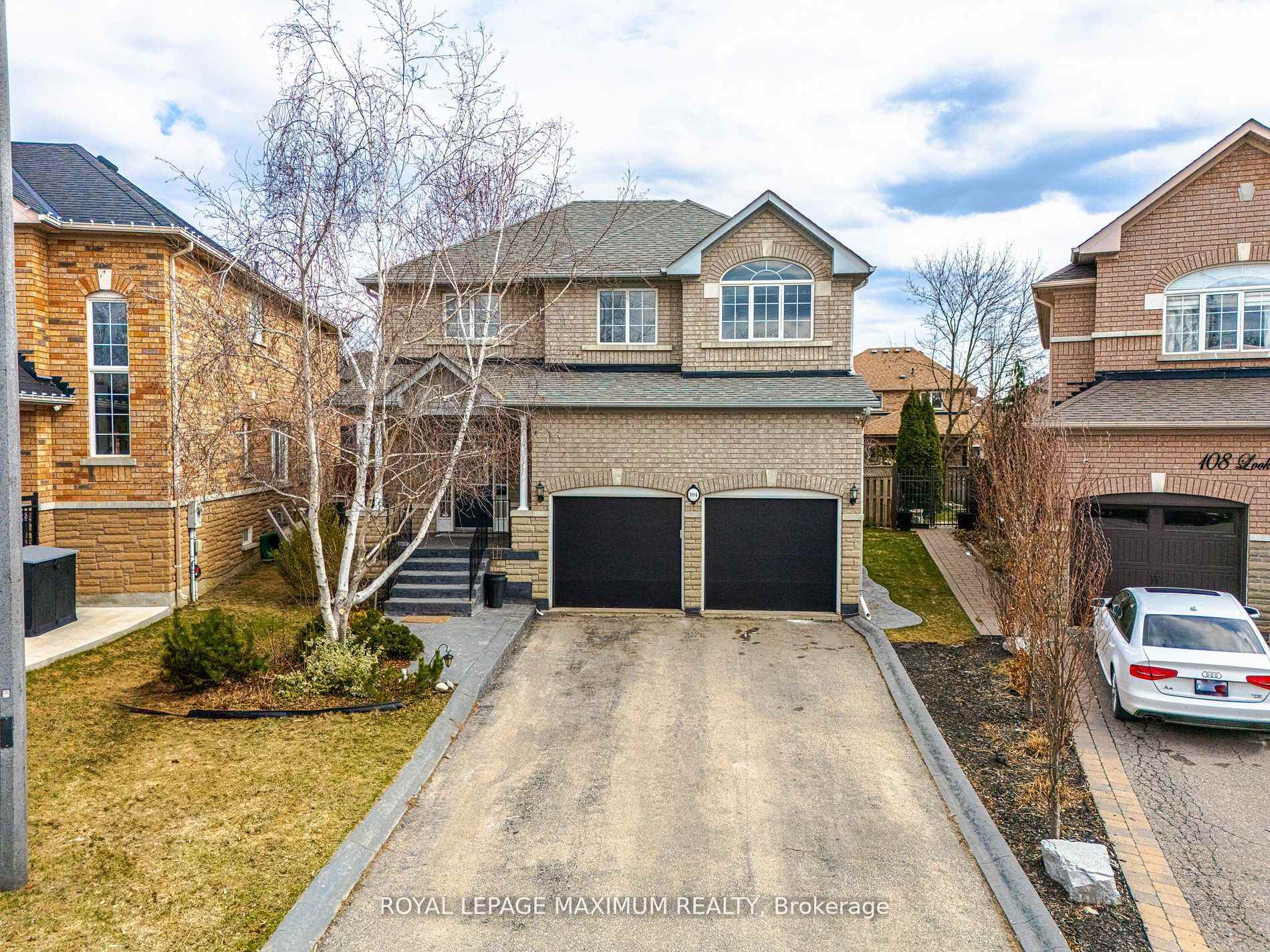 Photo 38 of 104 Lookout Point Court, Vaughan, West Woodbridge — HOMEH