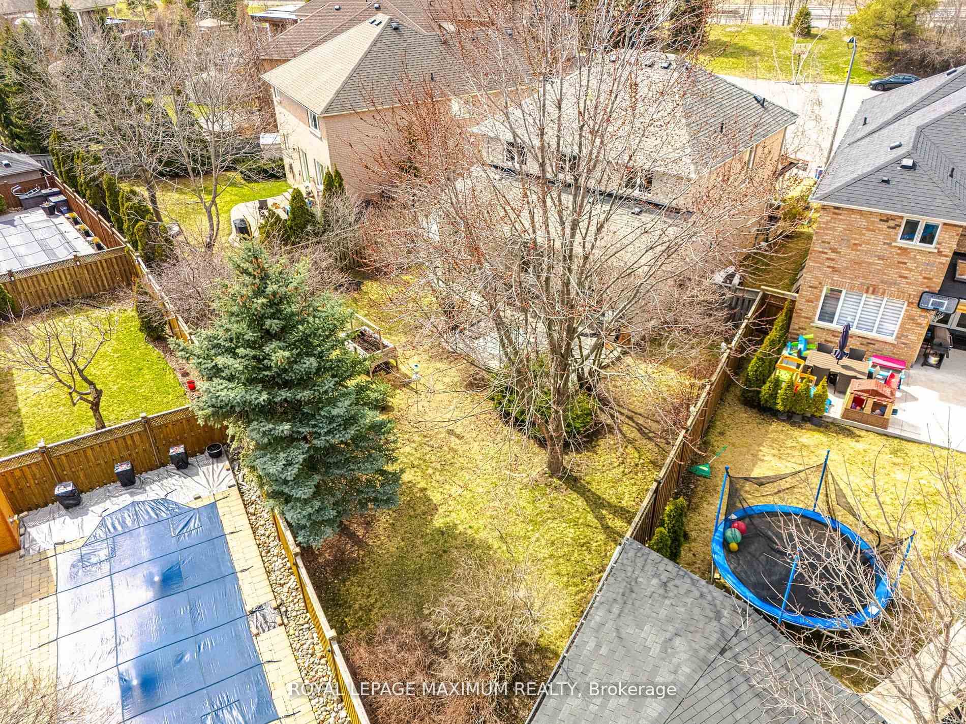Photo 47 of 104 Lookout Point Court, Vaughan, West Woodbridge — HOMEH
