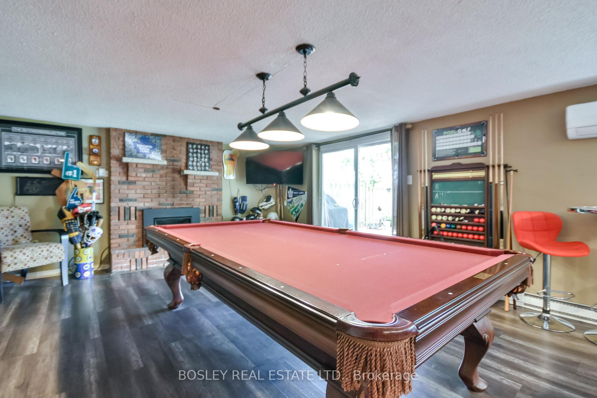 Photo 2 of 291 Otter Crescent, Midland — HOMEH