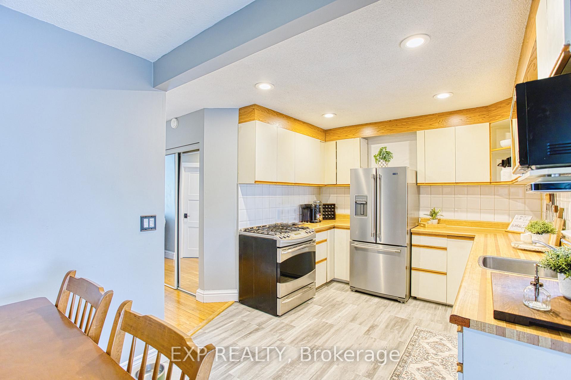 Photo 18 of 335 Fairfield Avenue, Hamilton, Homeside — HOMEH