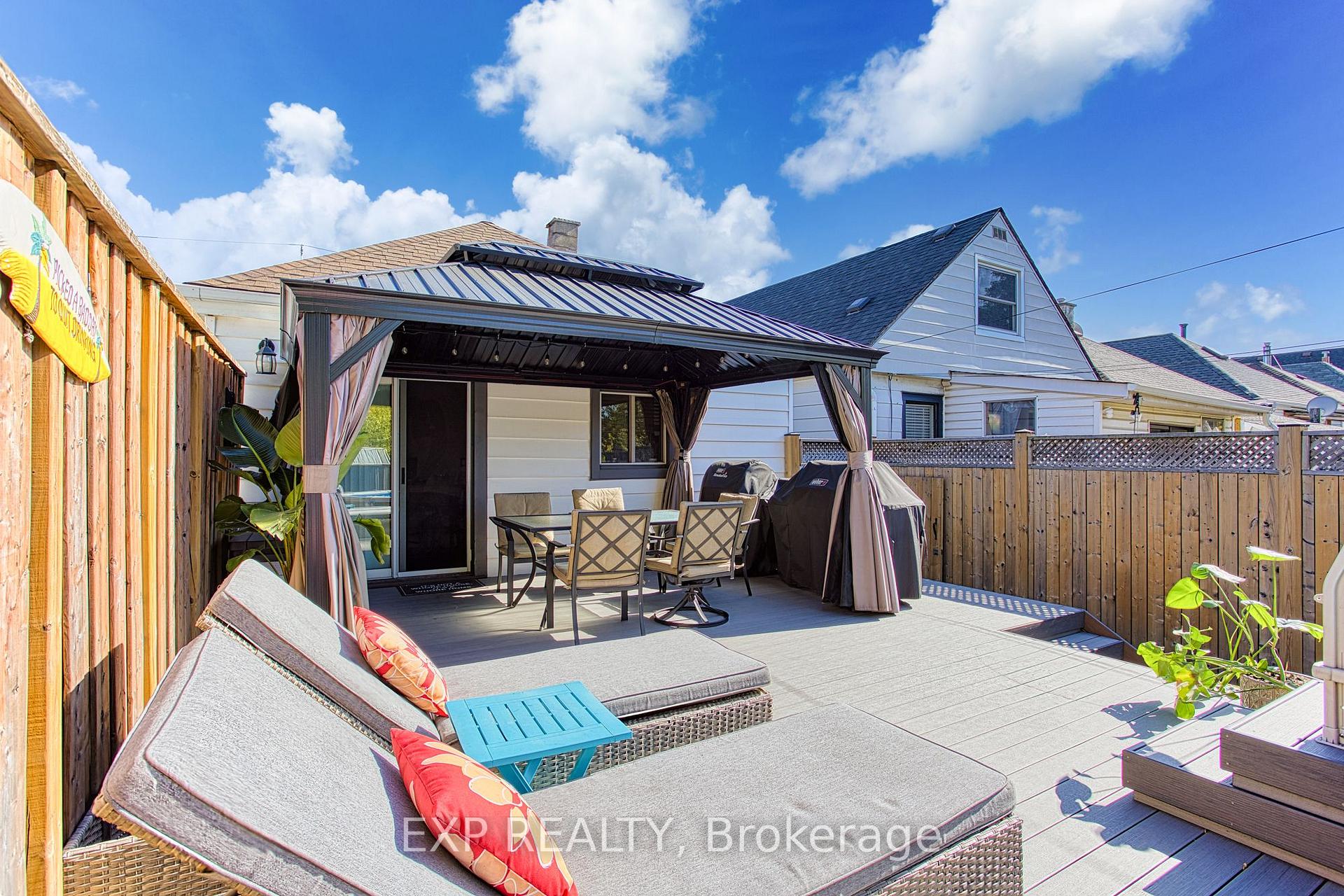 Photo 25 of 335 Fairfield Avenue, Hamilton, Homeside — HOMEH