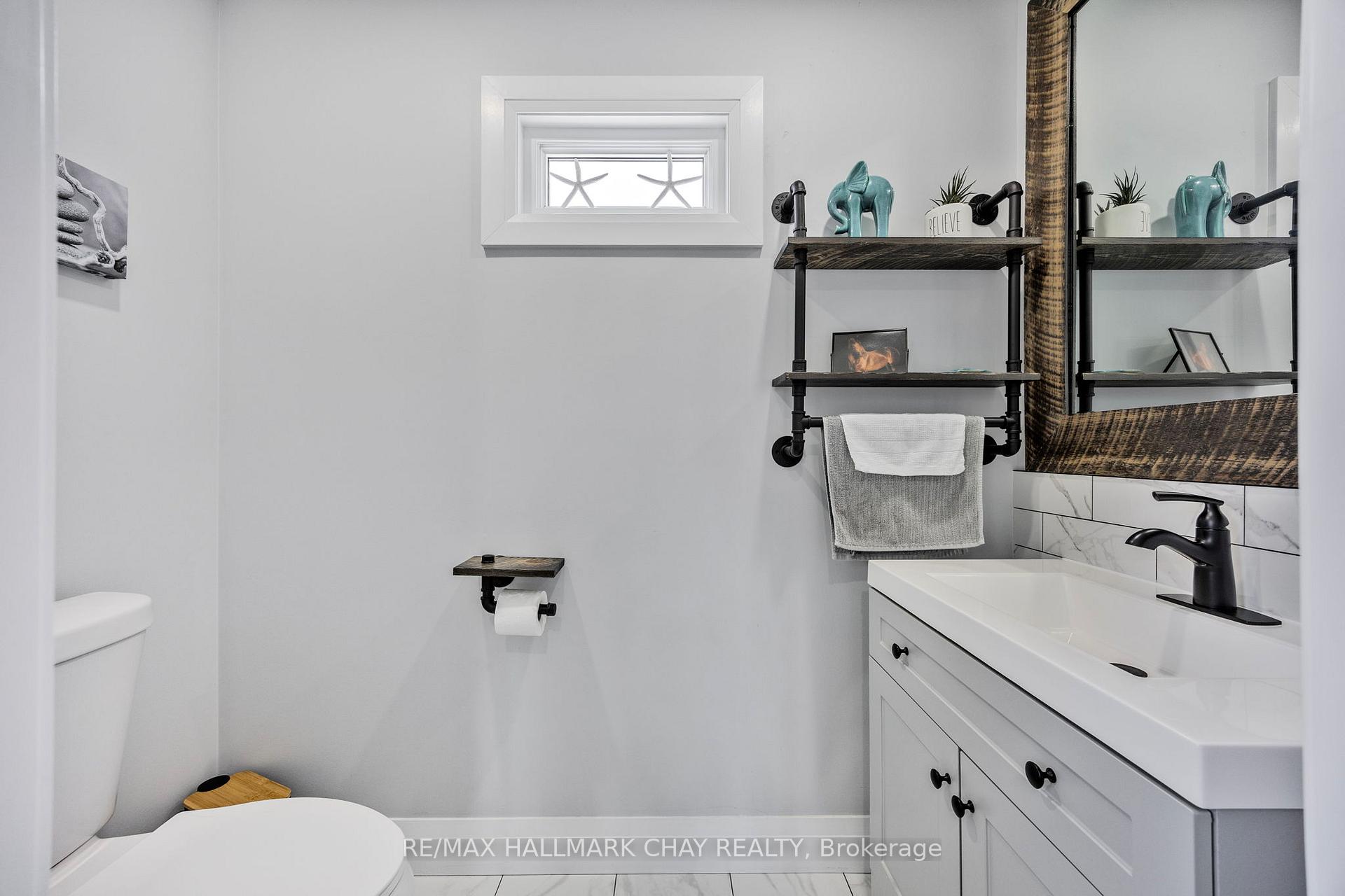Photo 23 of 13064 County Rd 16, Severn, Fesserton — HOMEH