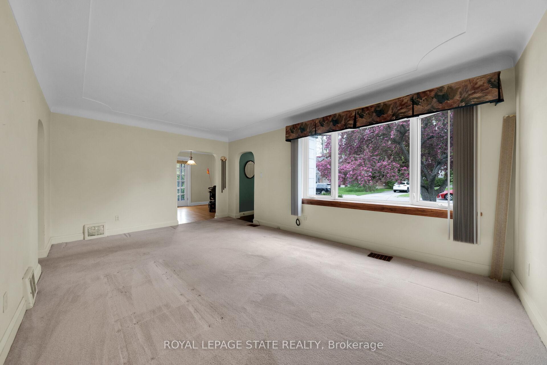 Photo 18 of 37 Mercer Street, Hamilton, Dundas — HOMEH
