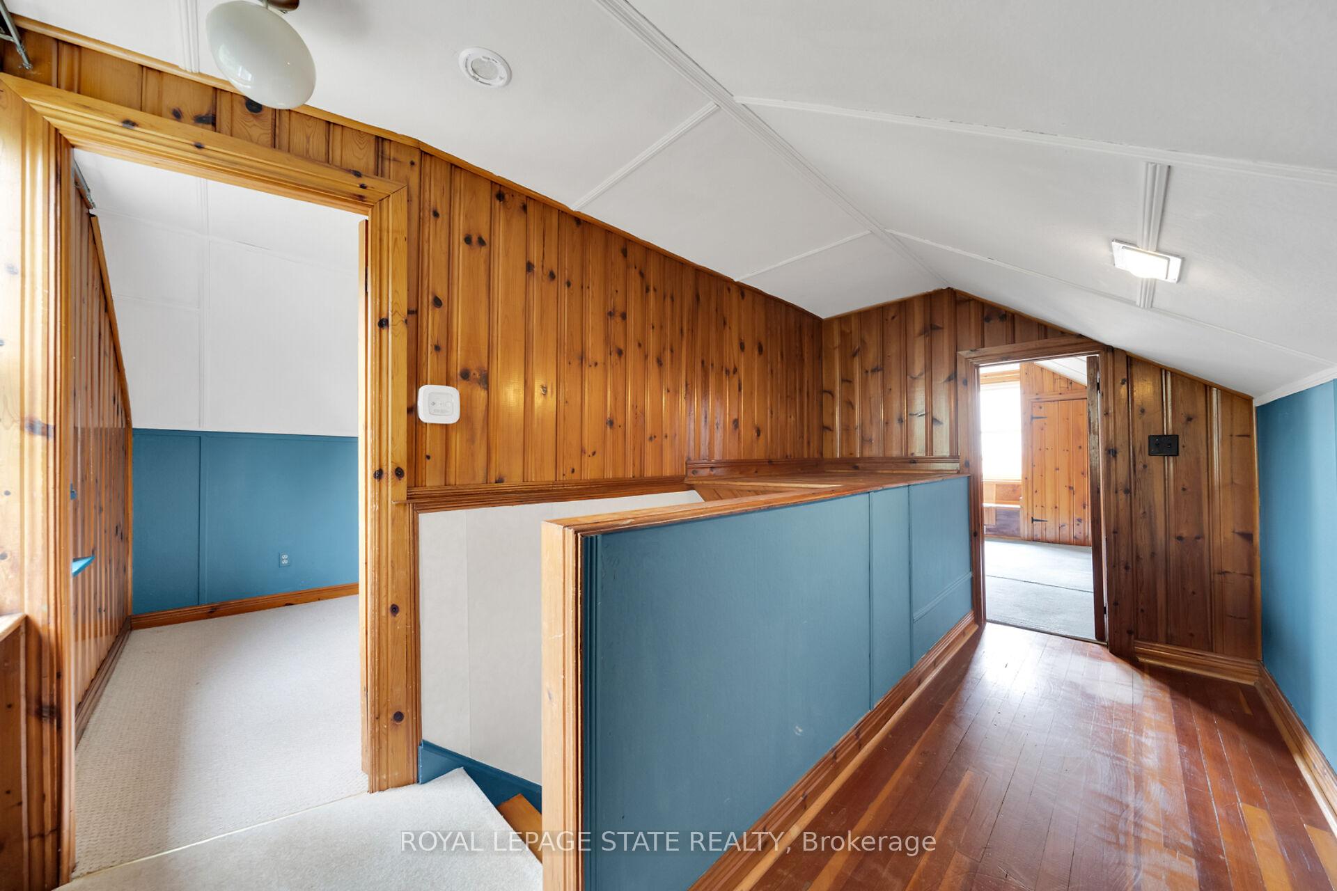 Photo 25 of 37 Mercer Street, Hamilton, Dundas — HOMEH