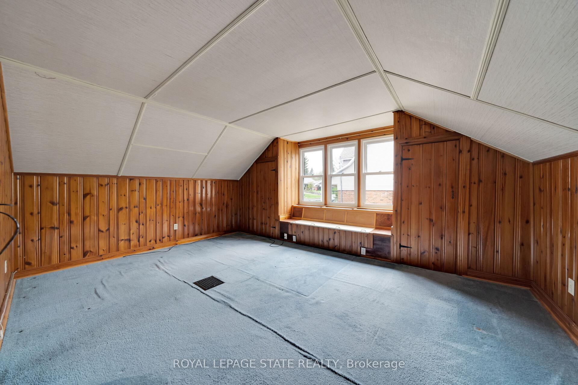 Photo 22 of 37 Mercer Street, Hamilton, Dundas — HOMEH