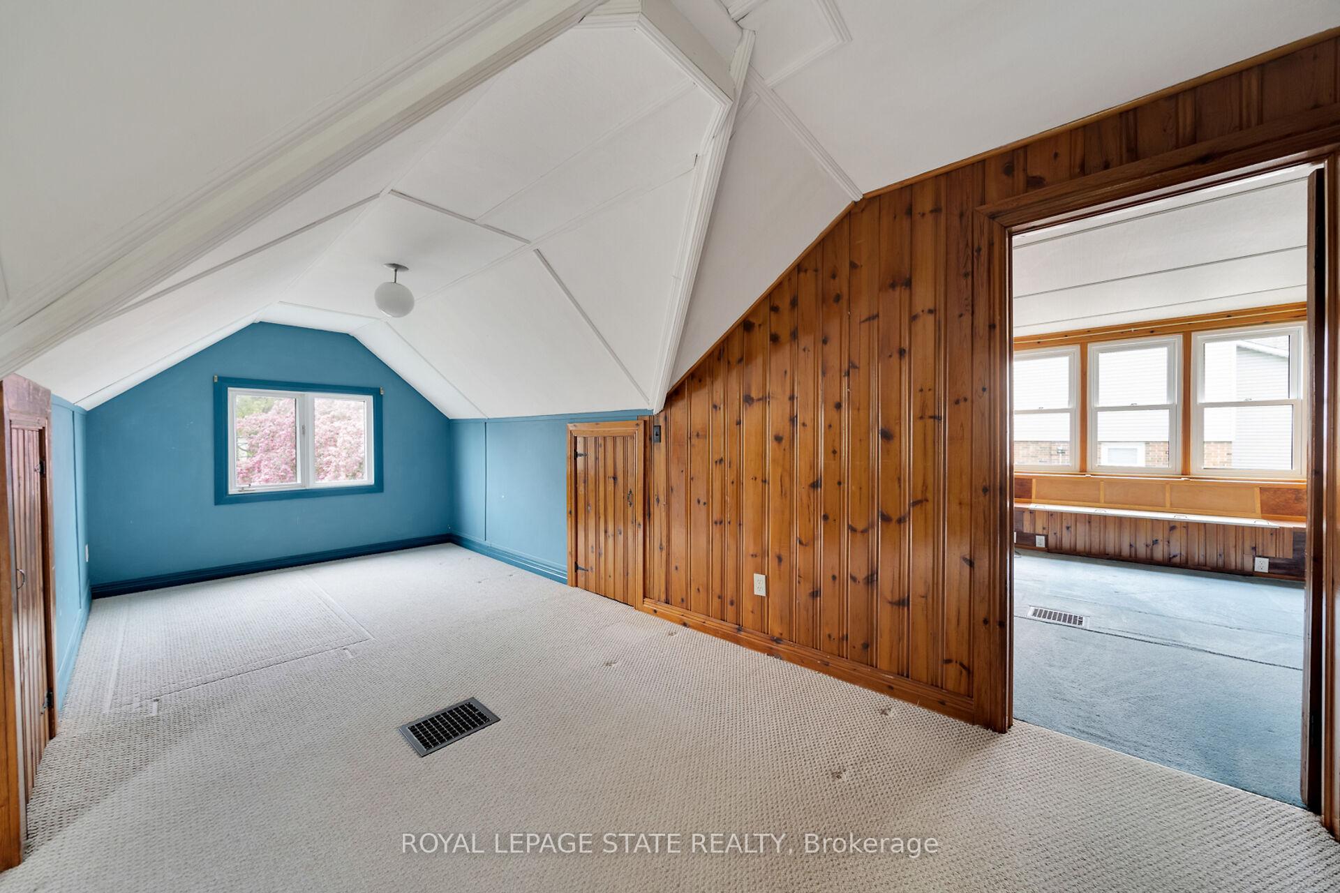 Photo 23 of 37 Mercer Street, Hamilton, Dundas — HOMEH