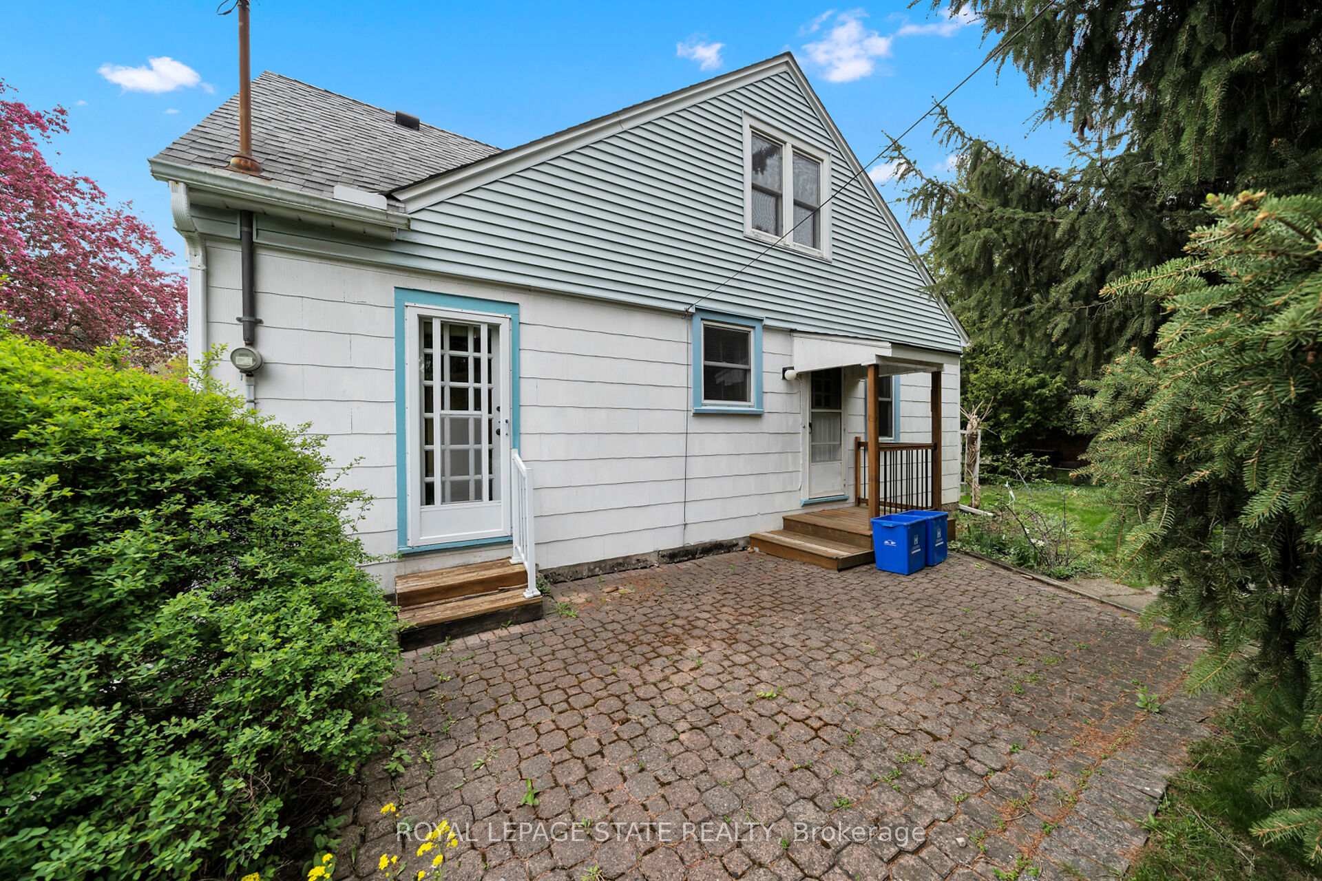 Photo 34 of 37 Mercer Street, Hamilton, Dundas — HOMEH