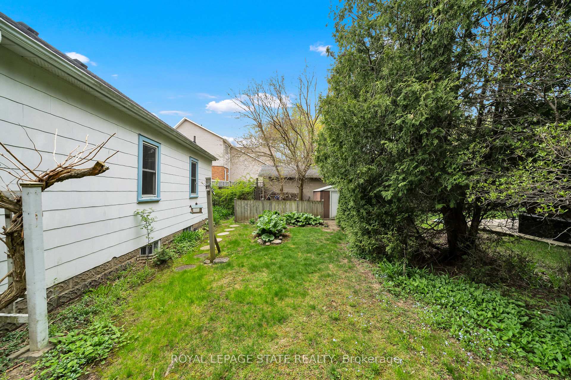 Photo 45 of 37 Mercer Street, Hamilton, Dundas — HOMEH