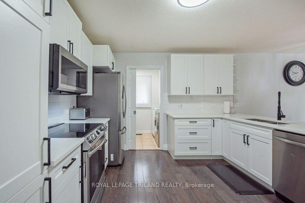 Photo 9 of 18 Penhale Avenue, St. Thomas — HOMEH