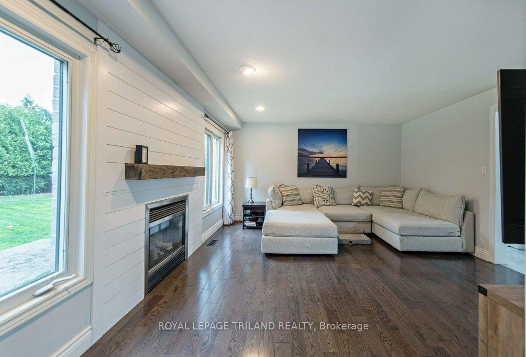 Photo 14 of 18 Penhale Avenue, St. Thomas — HOMEH