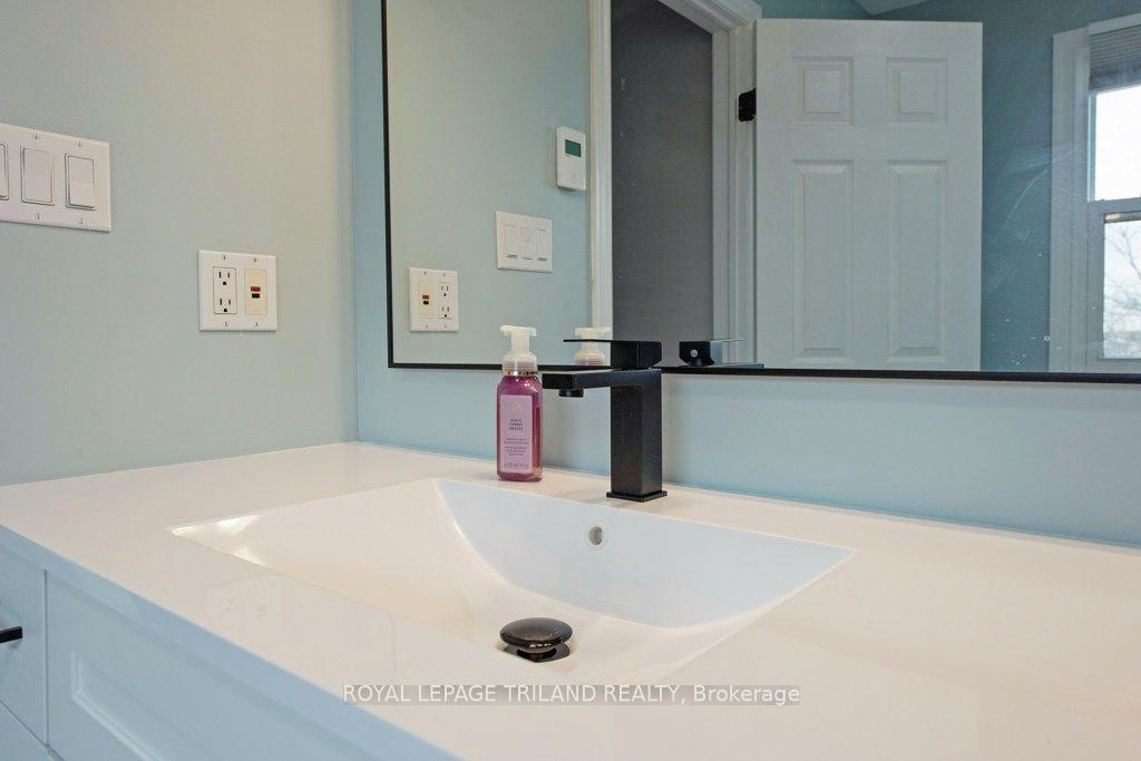Photo 30 of 18 Penhale Avenue, St. Thomas — HOMEH