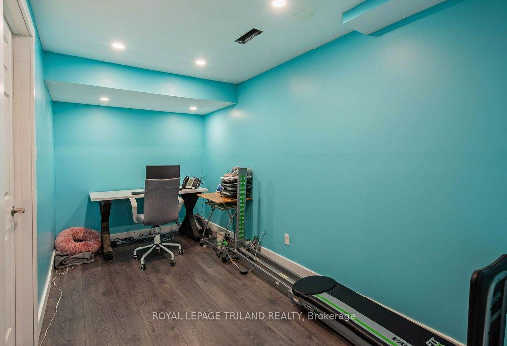 Photo 44 of 18 Penhale Avenue, St. Thomas — HOMEH