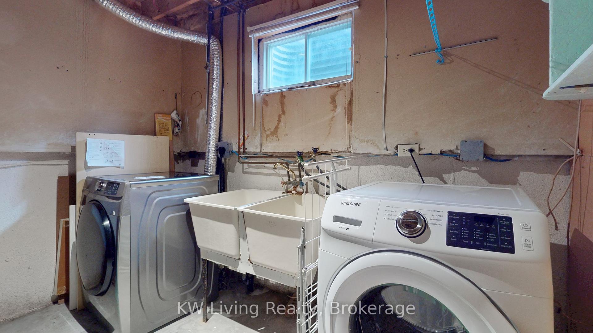 Photo 32 of 60 Graham Crescent, Markham, Raymerville — HOMEH
