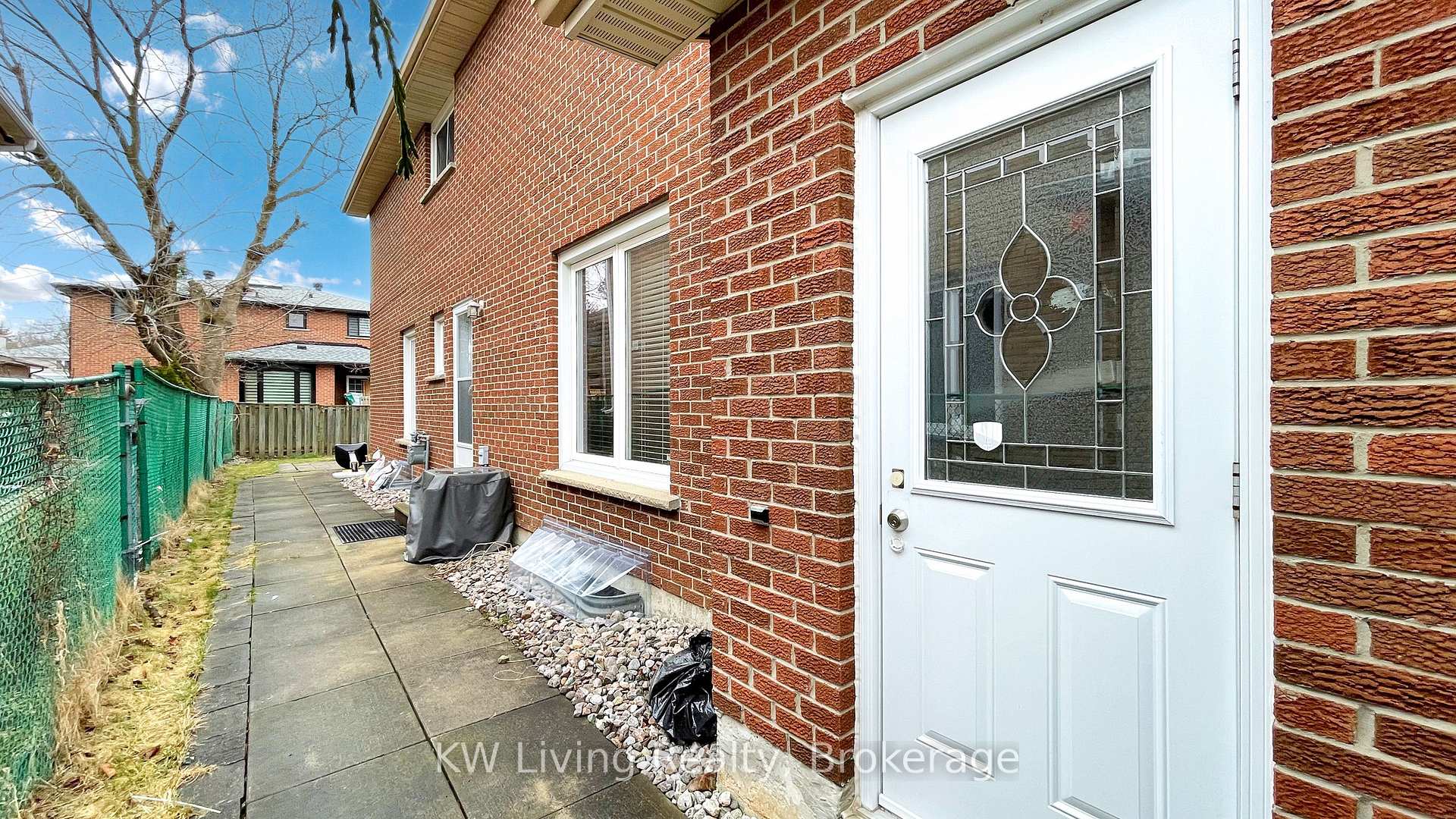 Photo 34 of 60 Graham Crescent, Markham, Raymerville — HOMEH